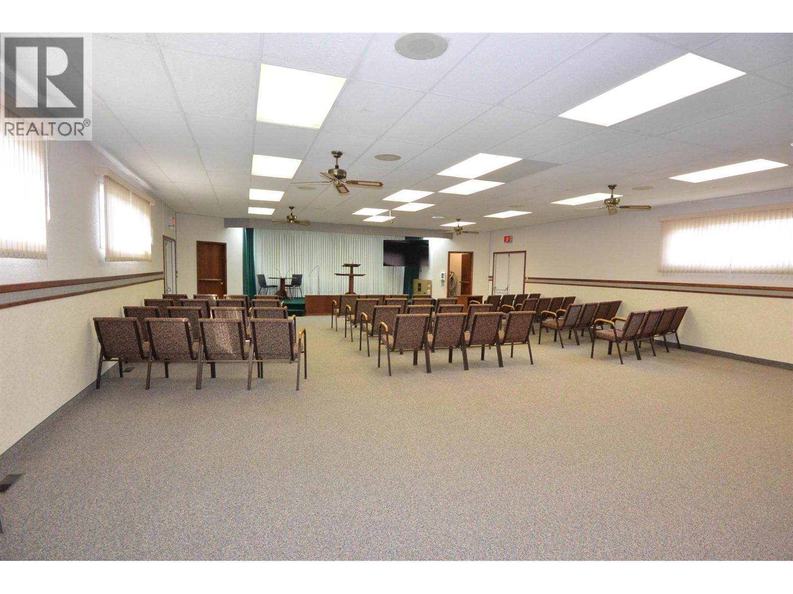 2081 Winter Avenue, Houston, BC