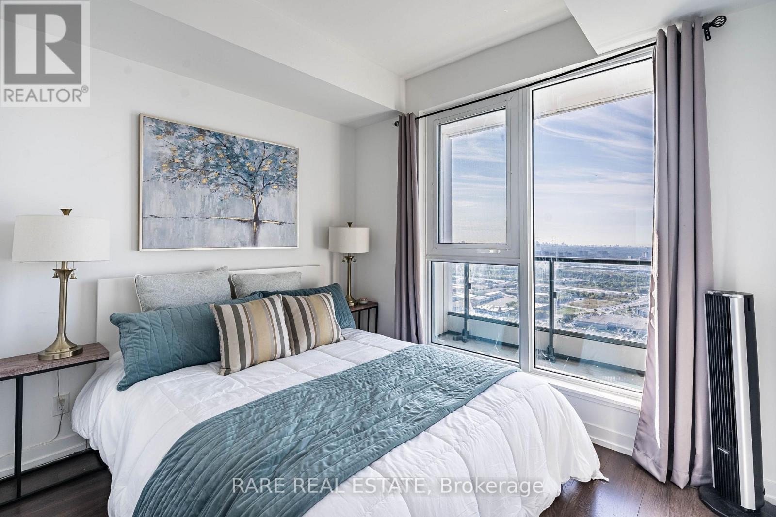 5506 - 5 Buttermill Avenue, Vaughan, ON