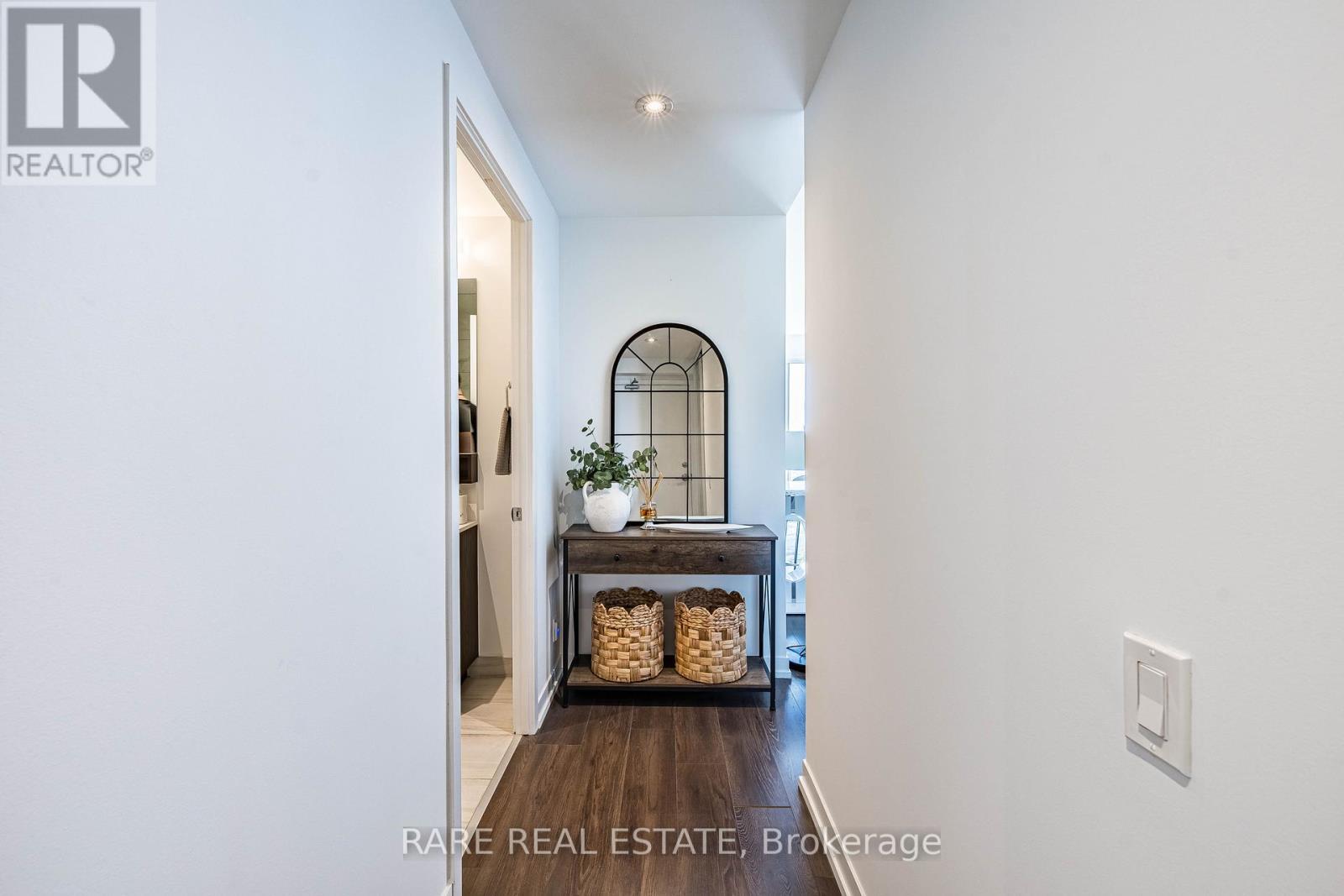 5506 - 5 Buttermill Avenue, Vaughan, ON