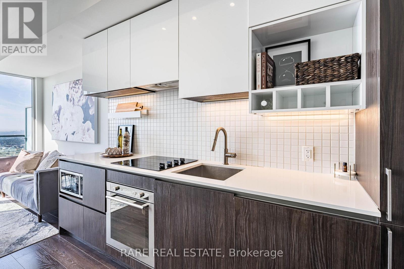 5506 - 5 Buttermill Avenue, Vaughan, ON