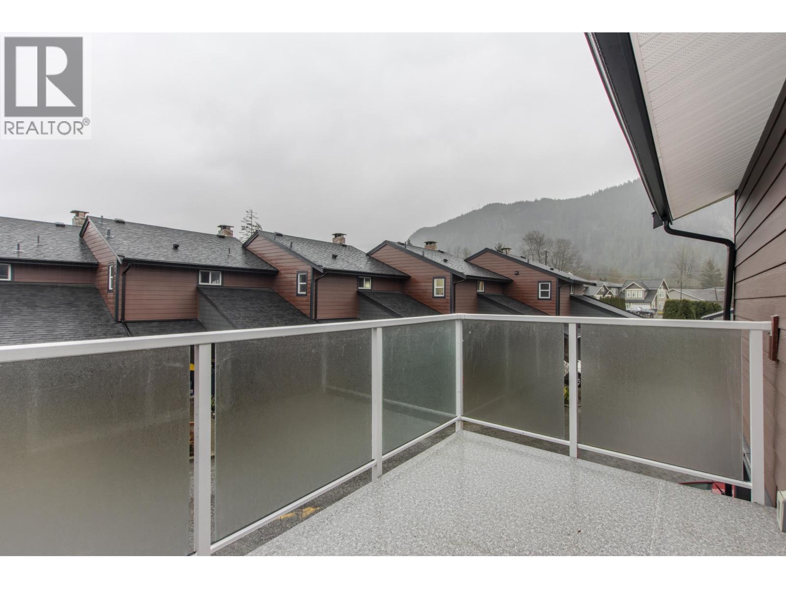 10 1500 Judd Road, Squamish, BC - Outdoor With Exterior