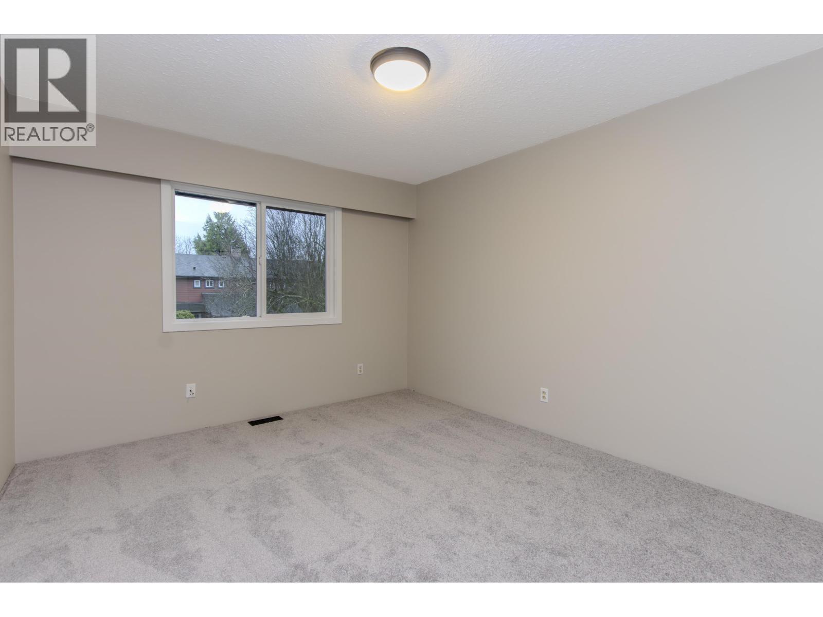 10 1500 Judd Road, Squamish, BC - Indoor Photo Showing Other Room