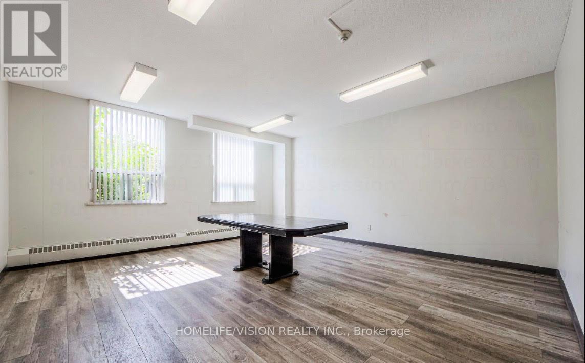 515 - 175 Hilda Avenue, Toronto, ON - Indoor Photo Showing Other Room