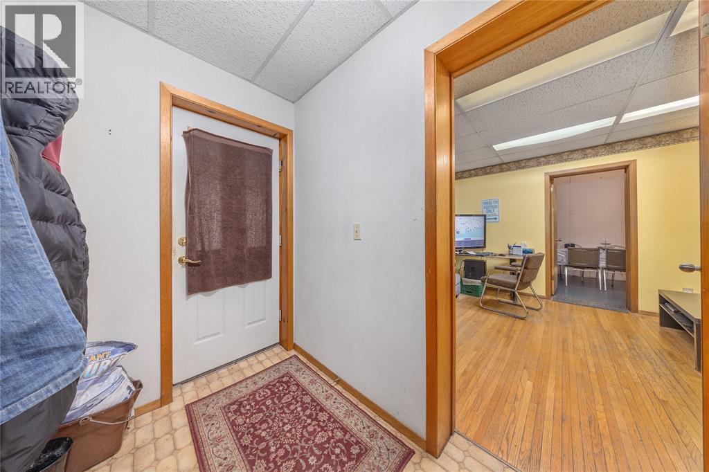 4 Clyde Street, Lambton Shores, ON - Indoor Photo Showing Other Room