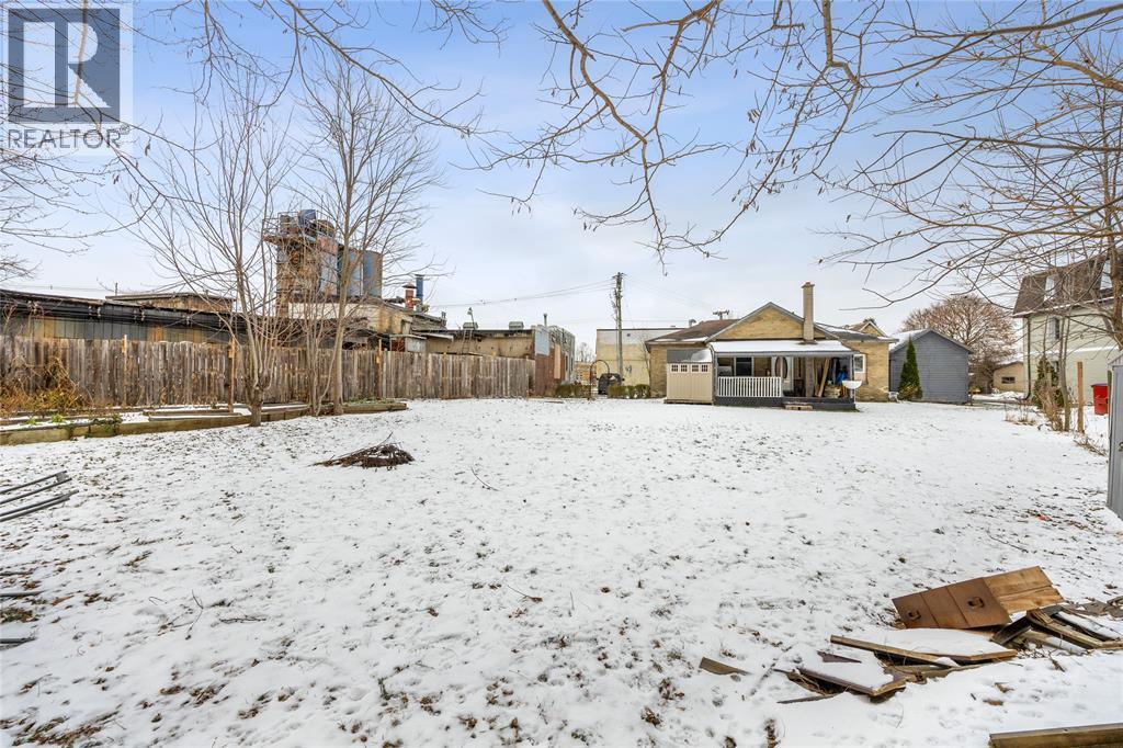 4 Clyde Street, Lambton Shores, ON - Outdoor