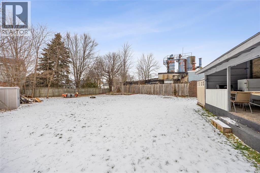 4 Clyde Street, Lambton Shores, ON - Outdoor