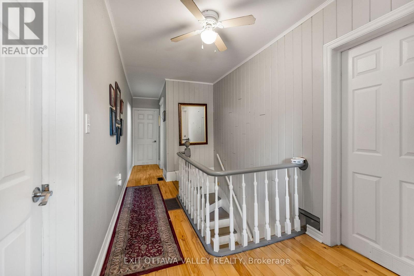 310 Murray Street, Pembroke, ON - Indoor Photo Showing Other Room