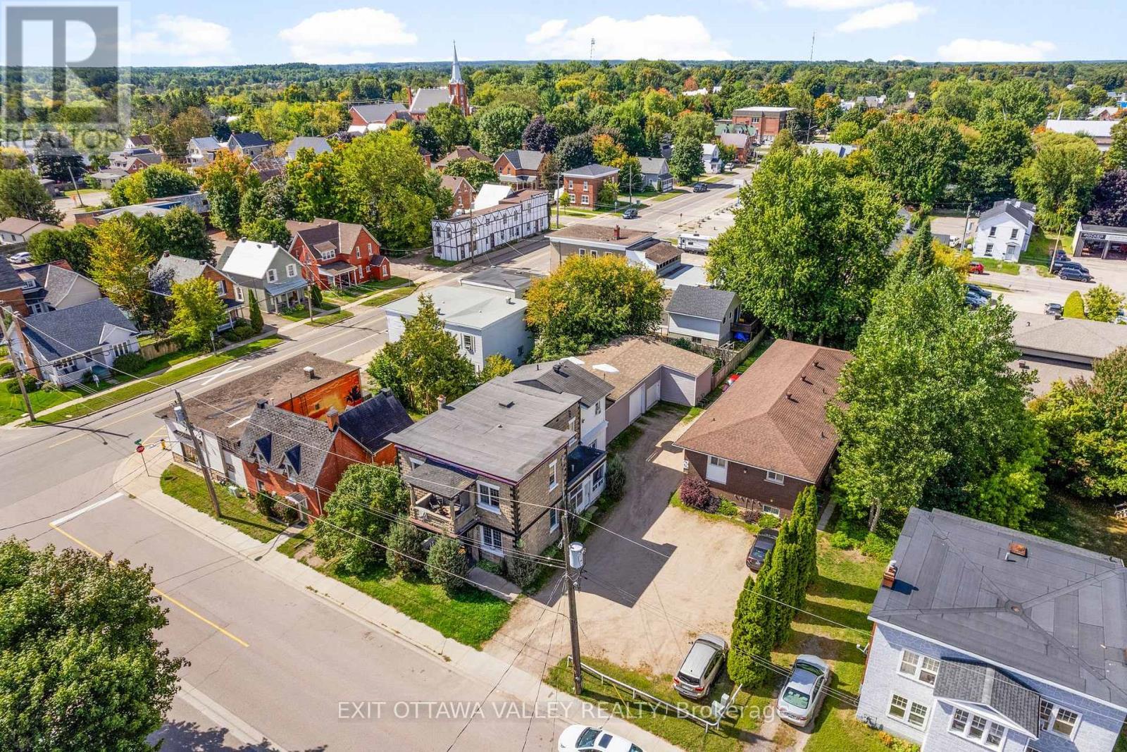 310 Murray Street, Pembroke, ON - Outdoor With View