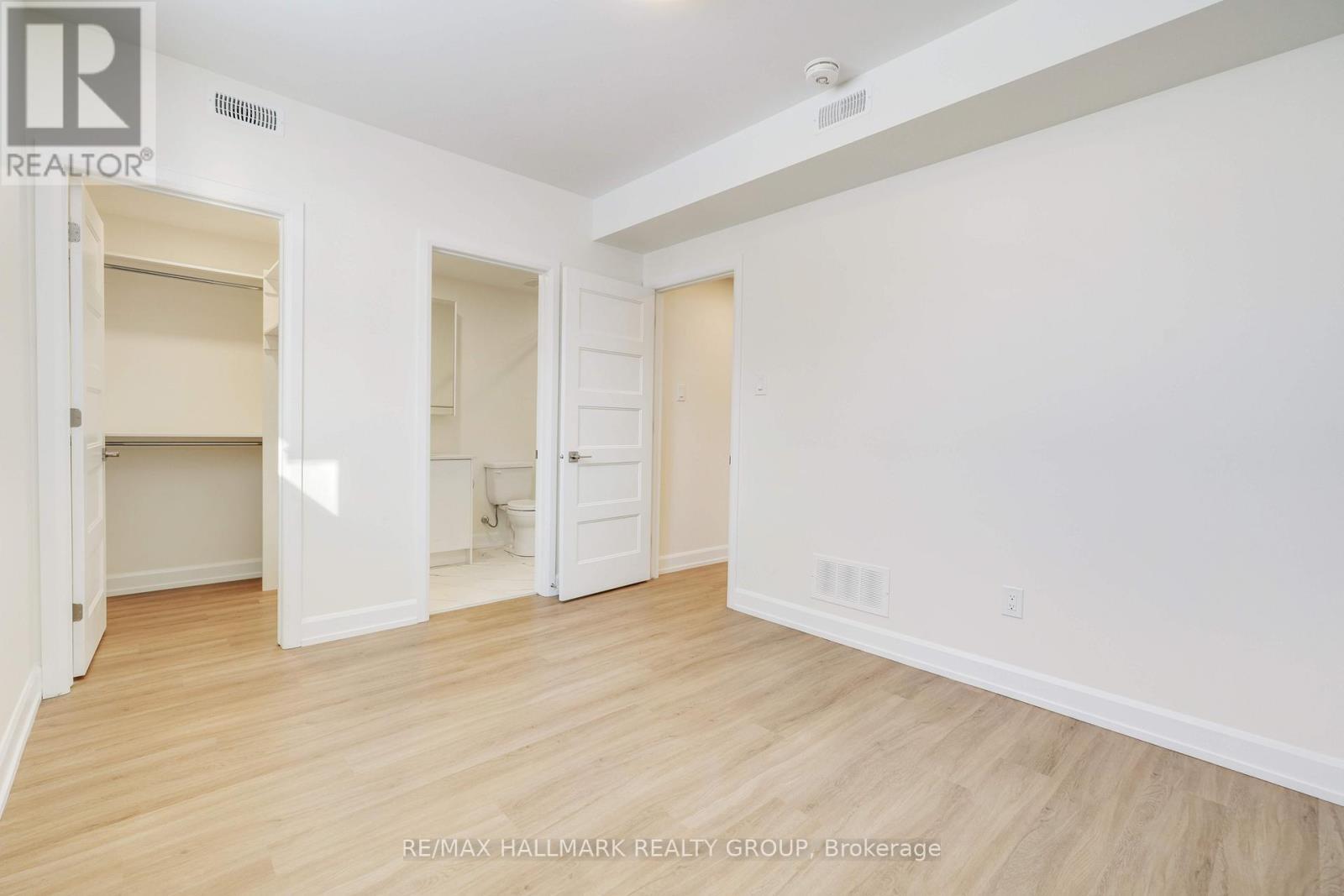 C - 958 Fisher Avenue, Ottawa, ON