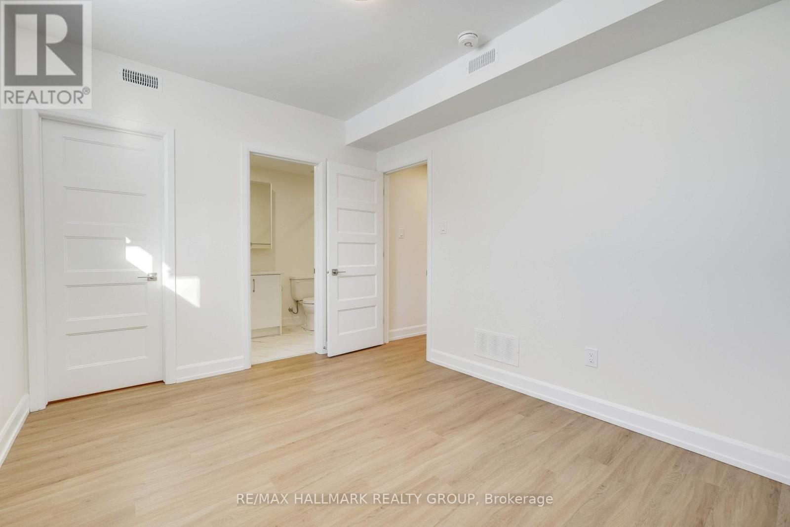 C - 958 Fisher Avenue, Ottawa, ON