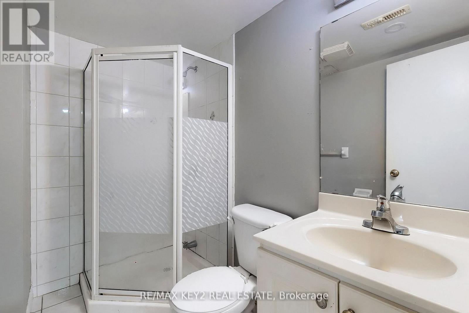 Bsmt - 201 Hopecrest Road, Markham, ON - Indoor Photo Showing Bathroom