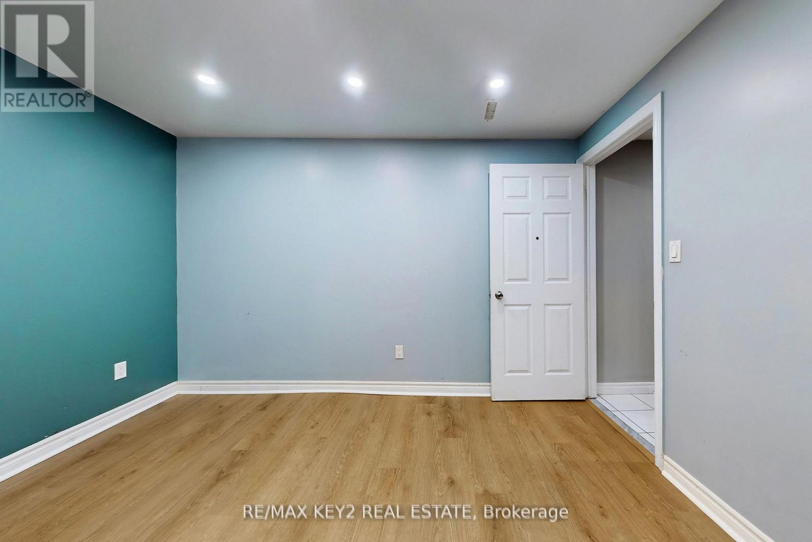 Bsmt - 201 Hopecrest Road, Markham, ON - Indoor Photo Showing Other Room