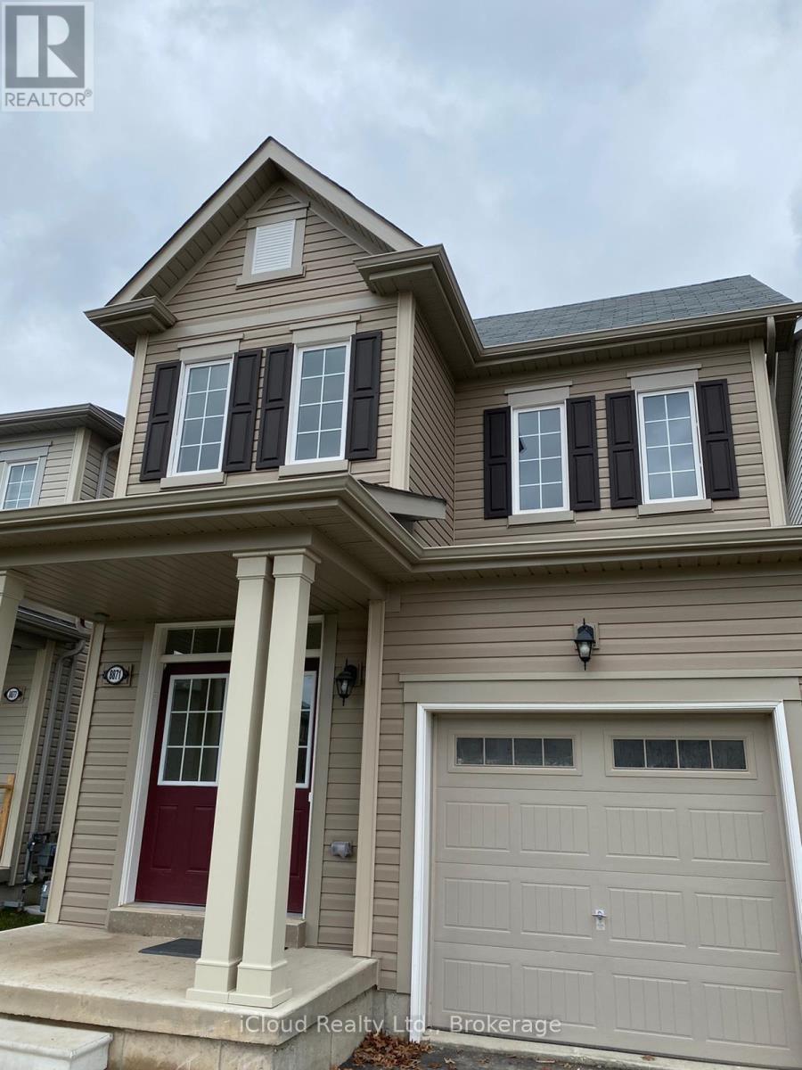 8871 Chickory Trail, Niagara Falls, ON - Outdoor With Facade