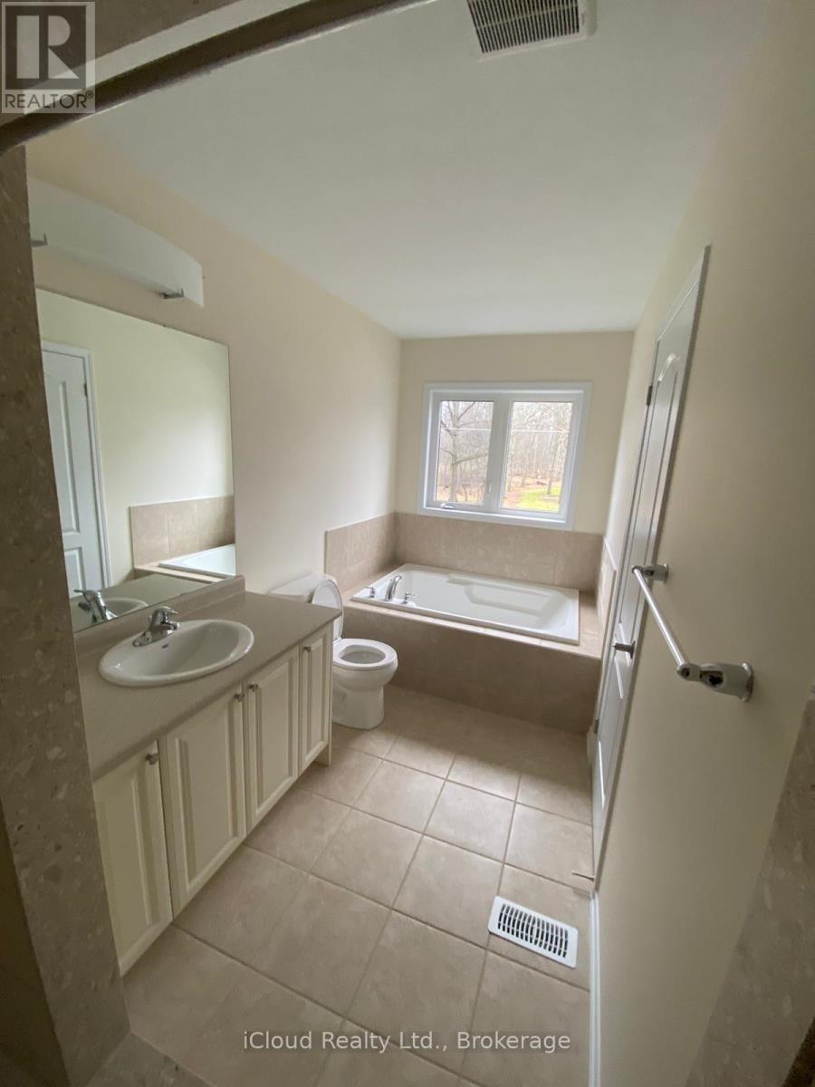 8871 Chickory Trail, Niagara Falls, ON - Indoor Photo Showing Bathroom
