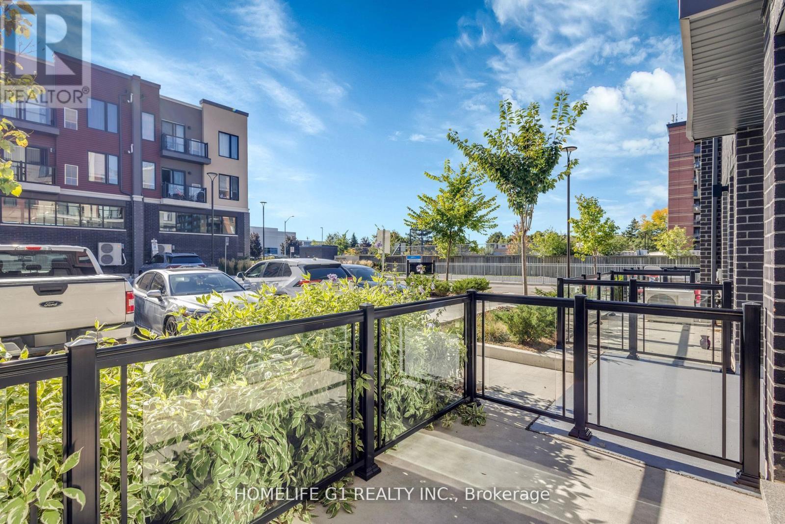 5 - 3429 Ridgeway Drive, Mississauga, ON