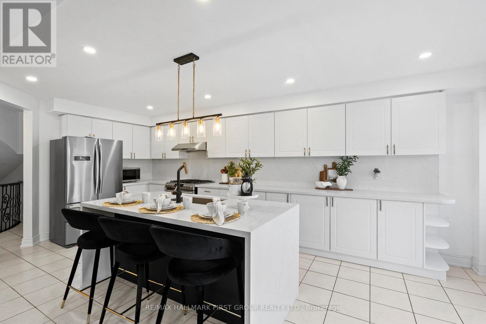 337 Old Harwood Avenue, Ajax, ON