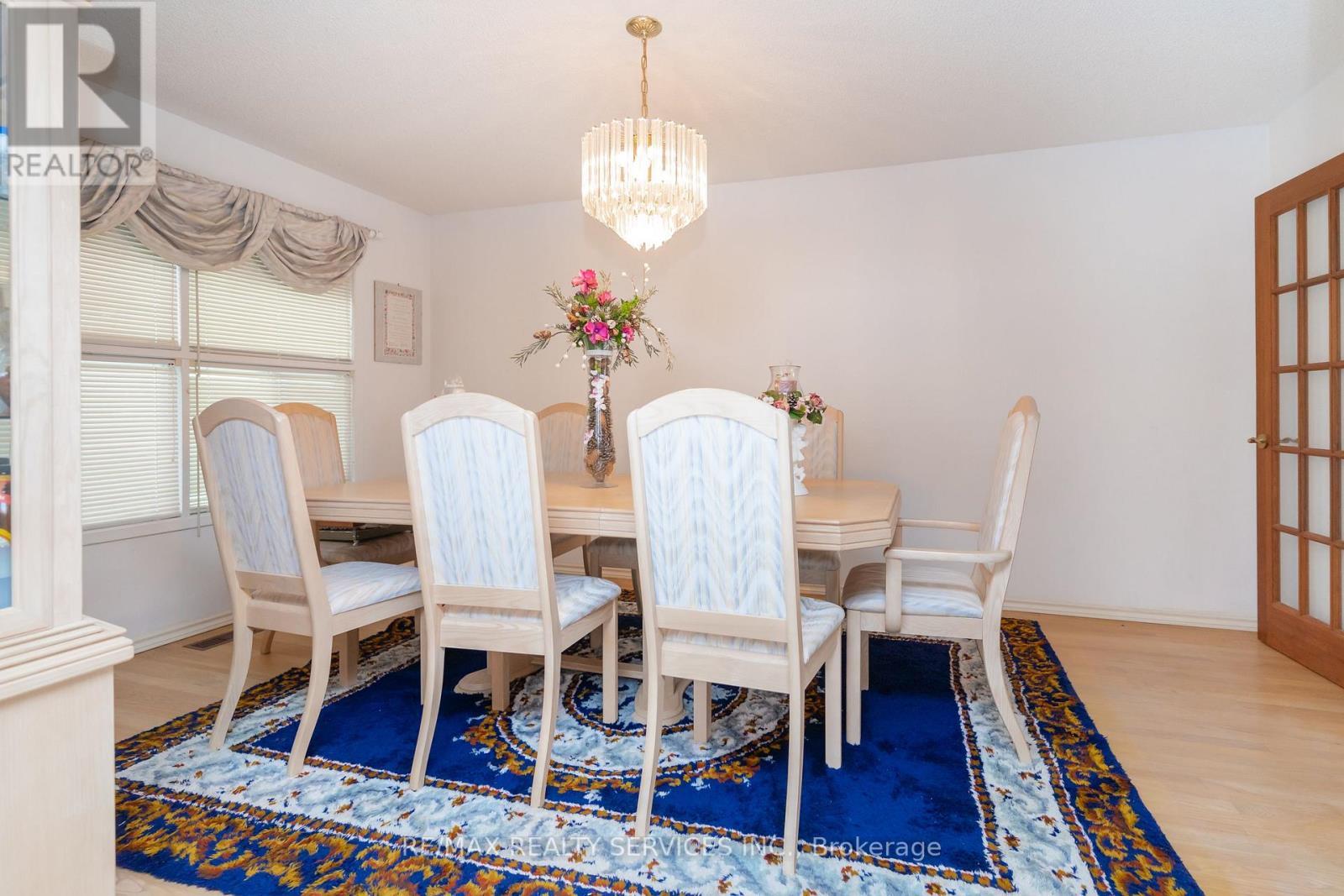 6 Ruth Avenue, Brampton, ON - Indoor Photo Showing Dining Room