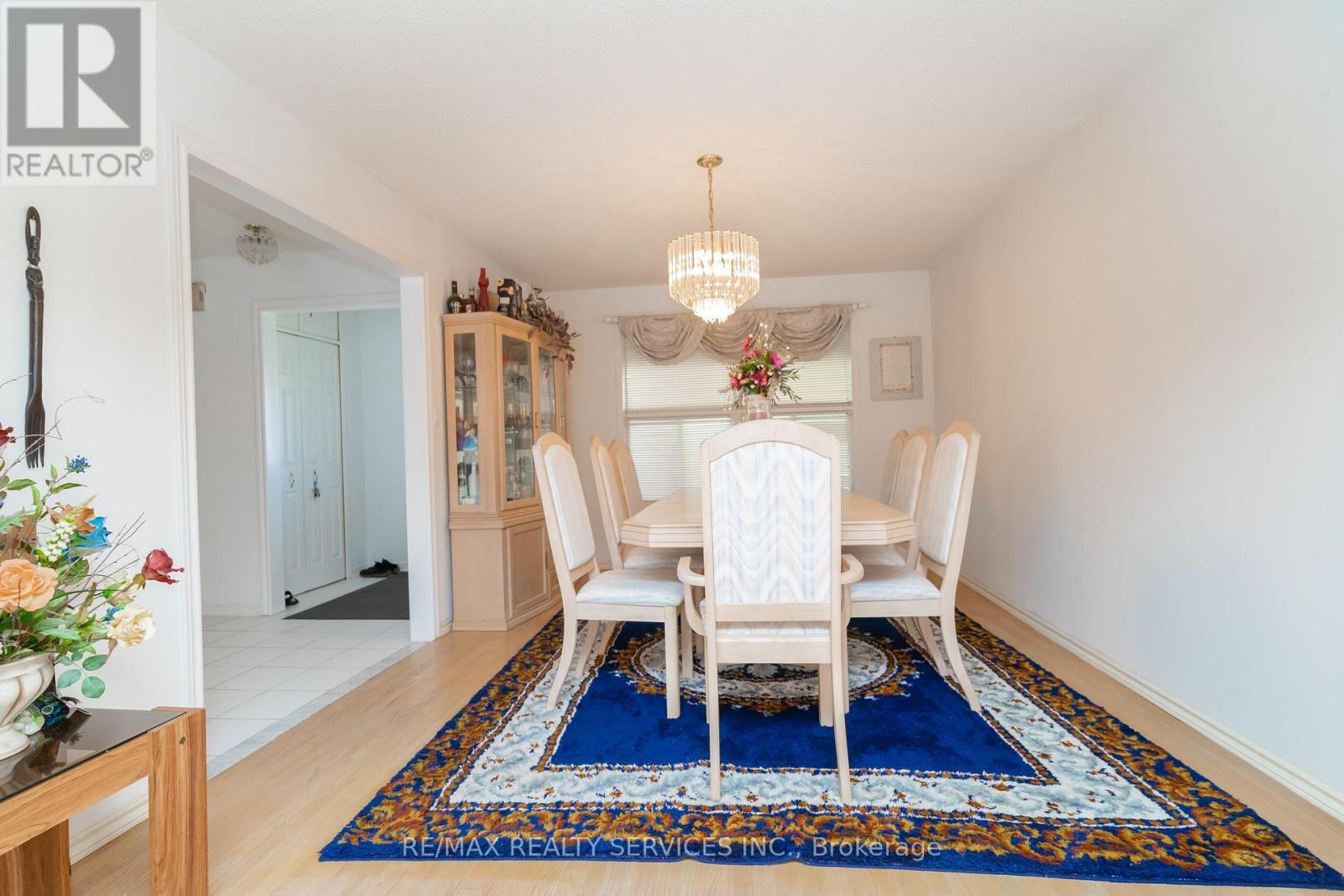 6 Ruth Avenue, Brampton, ON - Indoor