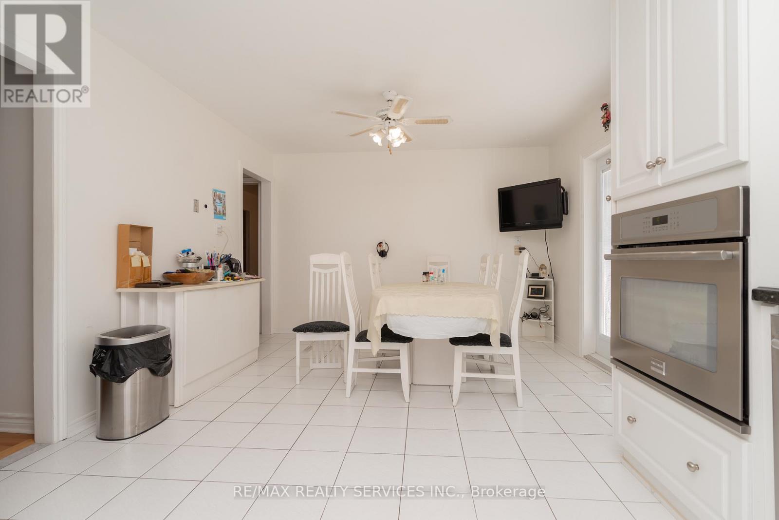 6 Ruth Avenue, Brampton, ON - Indoor Photo Showing Other Room