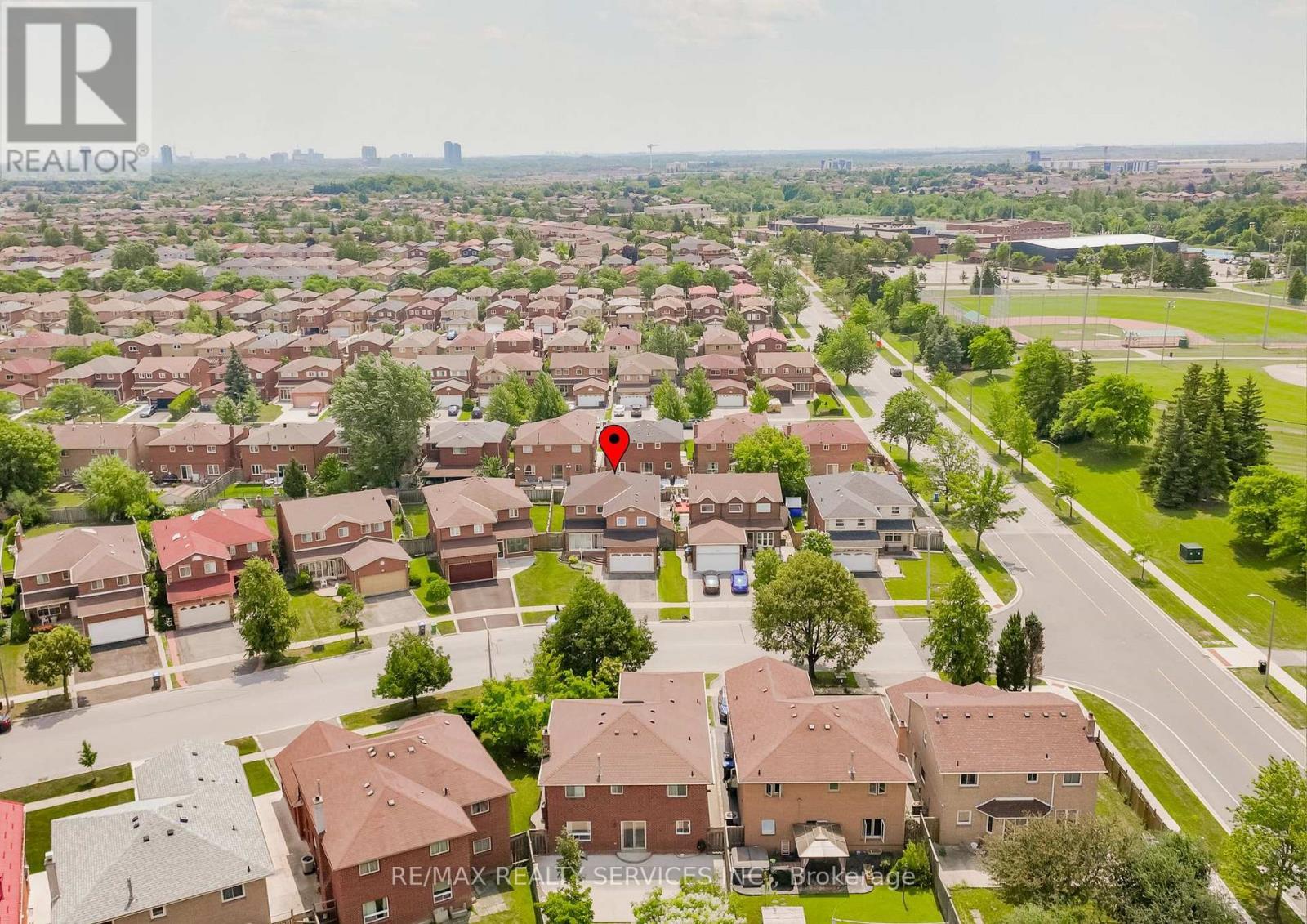 6 Ruth Avenue, Brampton, ON - Outdoor With View