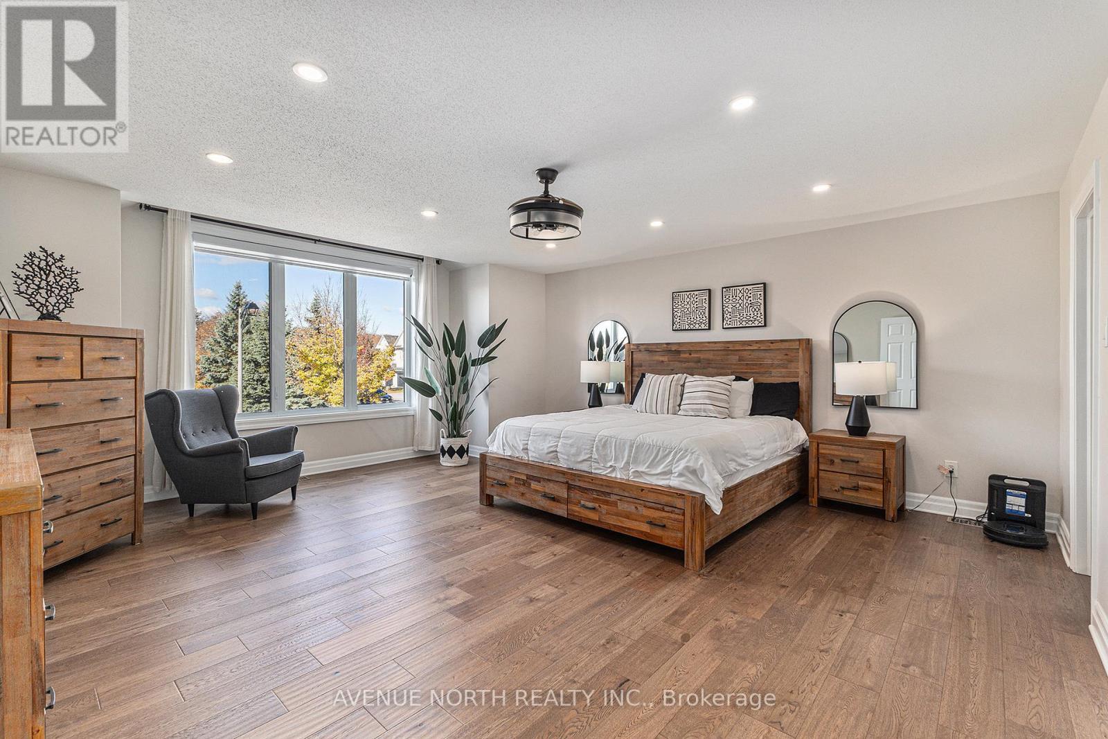 31 Bearman Street, Ottawa, ON - Indoor Photo Showing Bedroom
