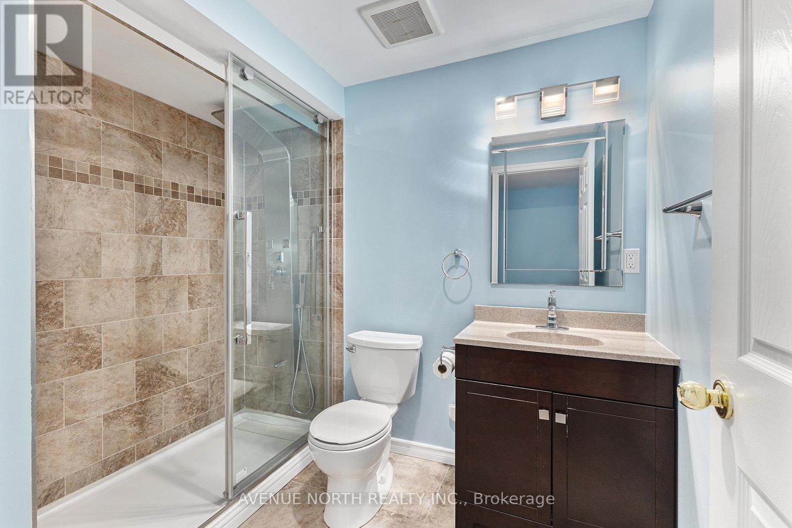 31 Bearman Street, Ottawa, ON - Indoor Photo Showing Bathroom