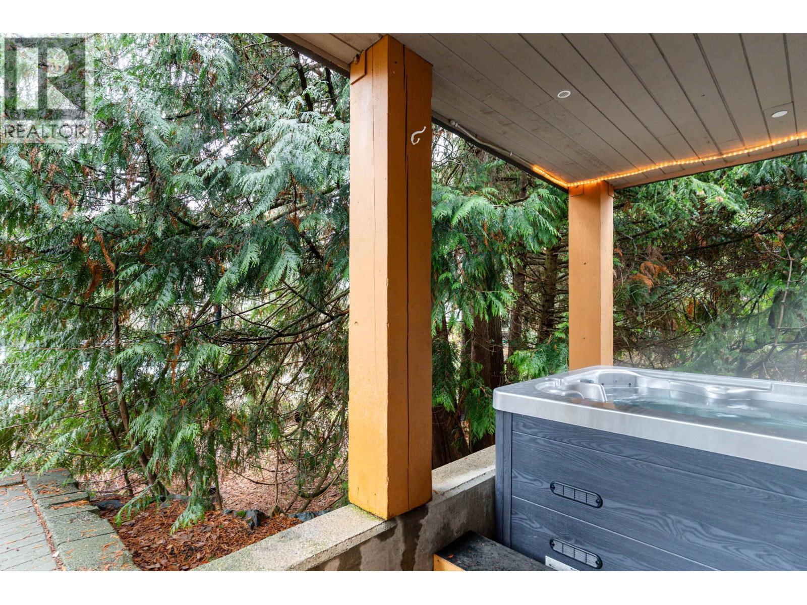 24/24A 4388 Northlands Boulevard, Whistler, BC - Outdoor