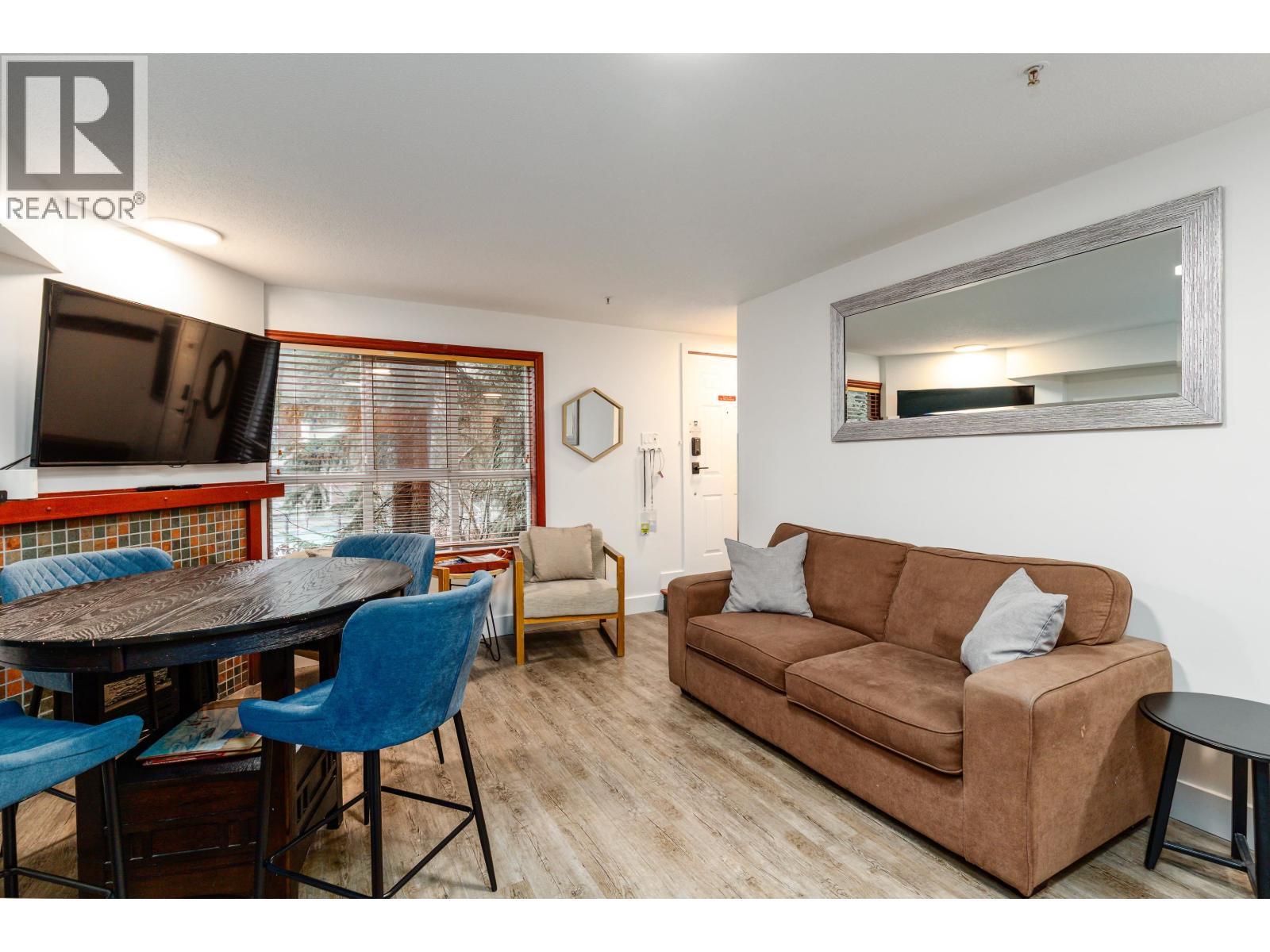 24/24A 4388 Northlands Boulevard, Whistler, BC - Indoor Photo Showing Other Room