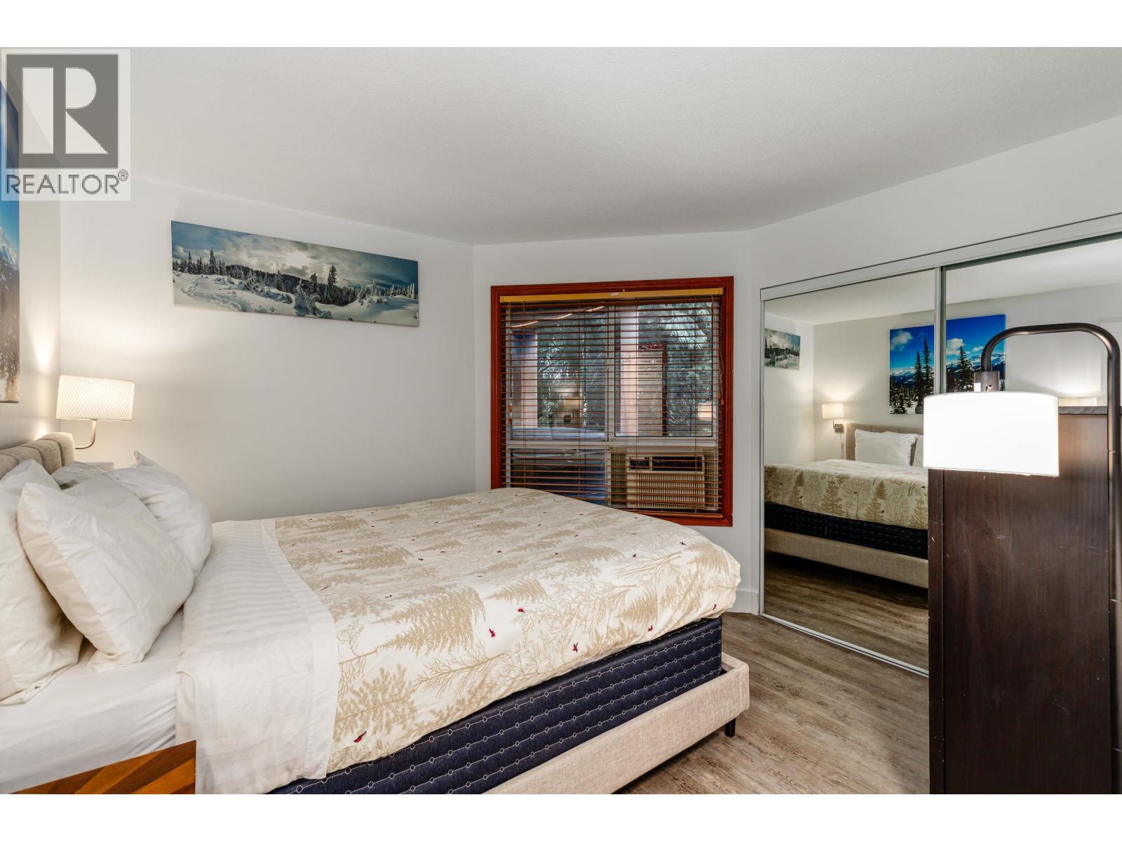 24/24A 4388 Northlands Boulevard, Whistler, BC - Indoor Photo Showing Bedroom