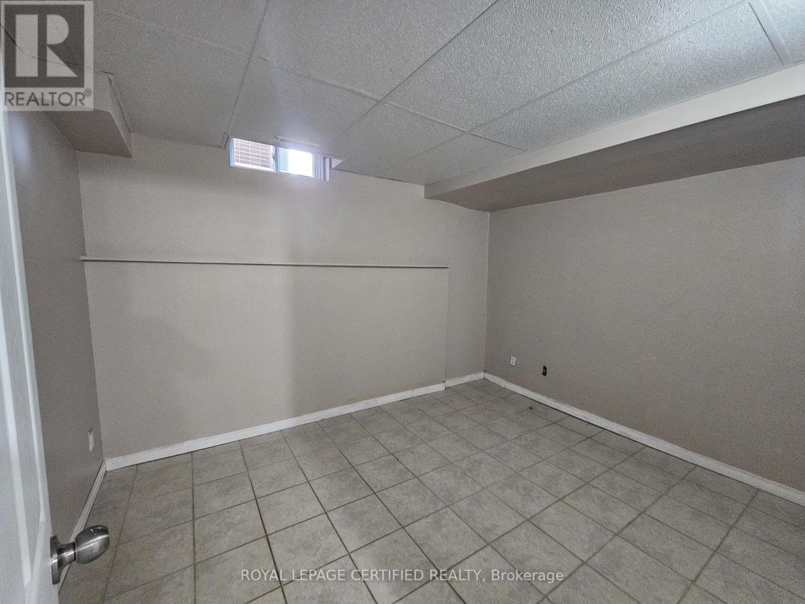 46 Donna Drive, Brampton, ON - Indoor