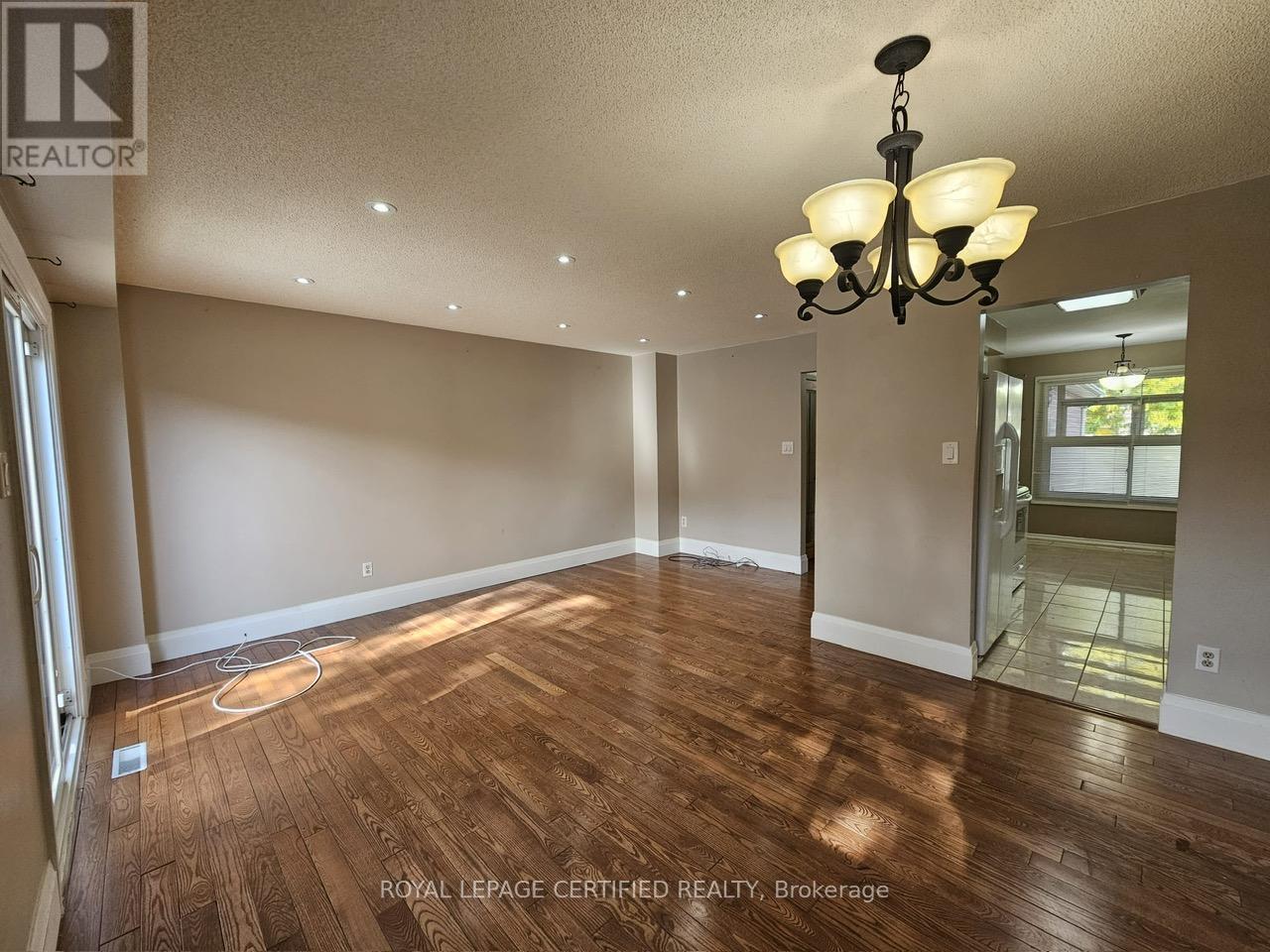 46 Donna Drive, Brampton, ON - Indoor Photo Showing Other Room