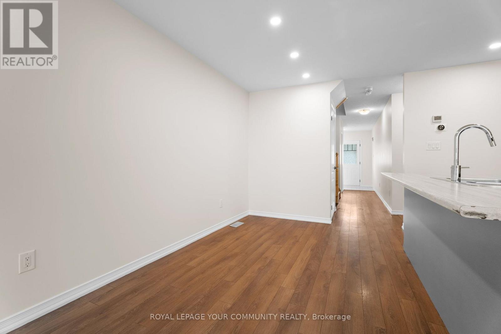 60 Golden Springs Drive, Brampton, ON - Indoor Photo Showing Other Room