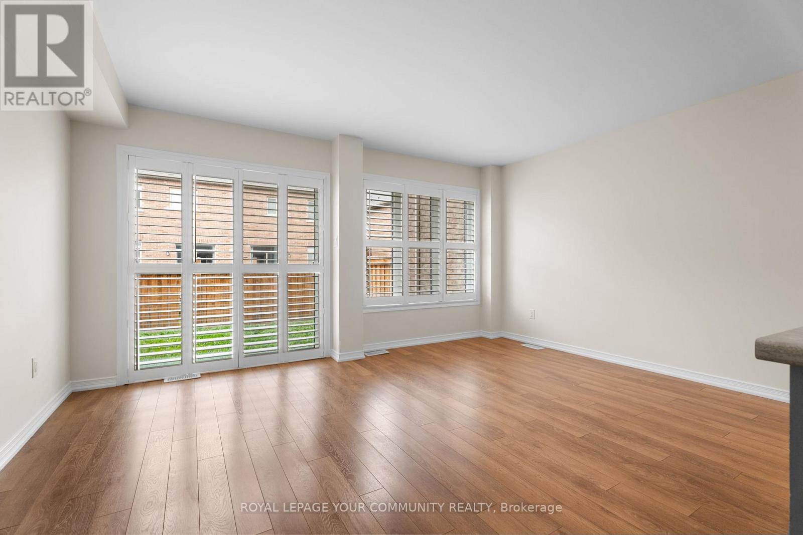 60 Golden Springs Drive, Brampton, ON - Indoor Photo Showing Other Room