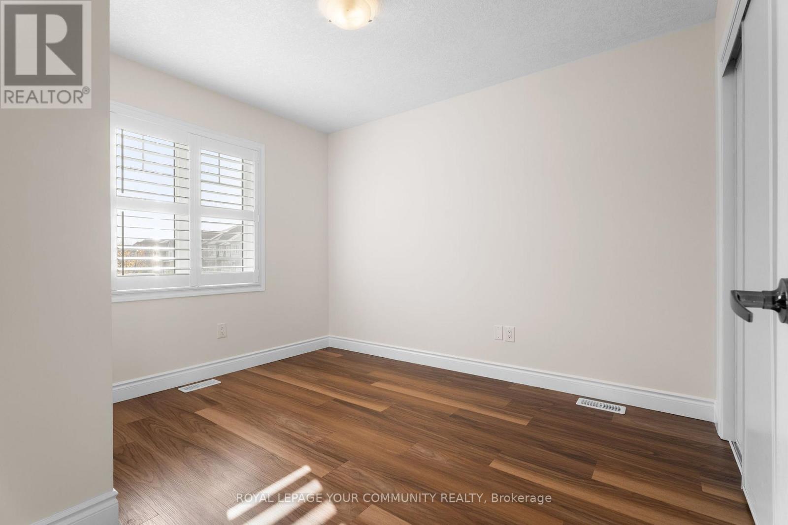 60 Golden Springs Drive, Brampton, ON - Indoor Photo Showing Other Room