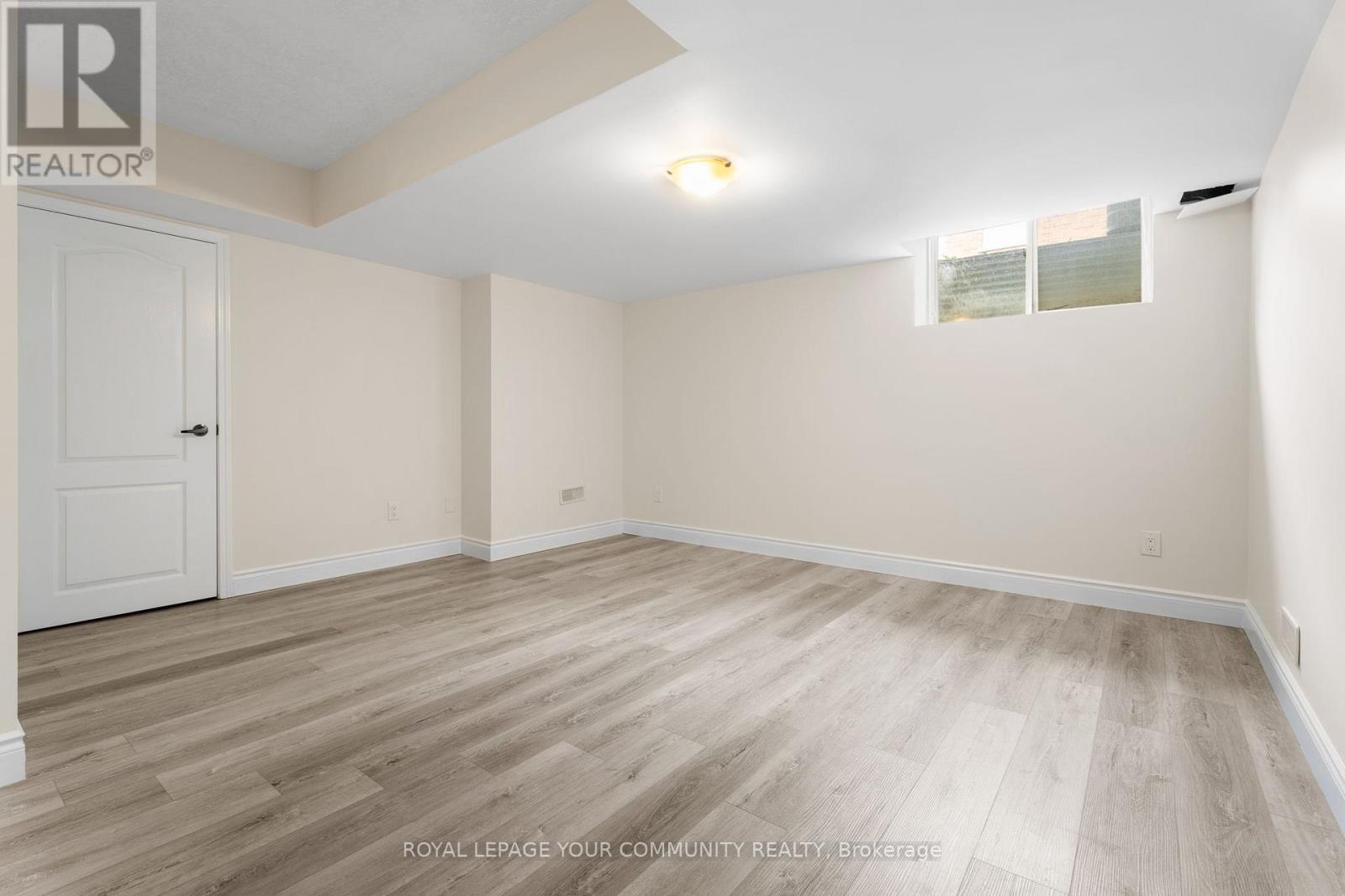 60 Golden Springs Drive, Brampton, ON - Indoor Photo Showing Other Room