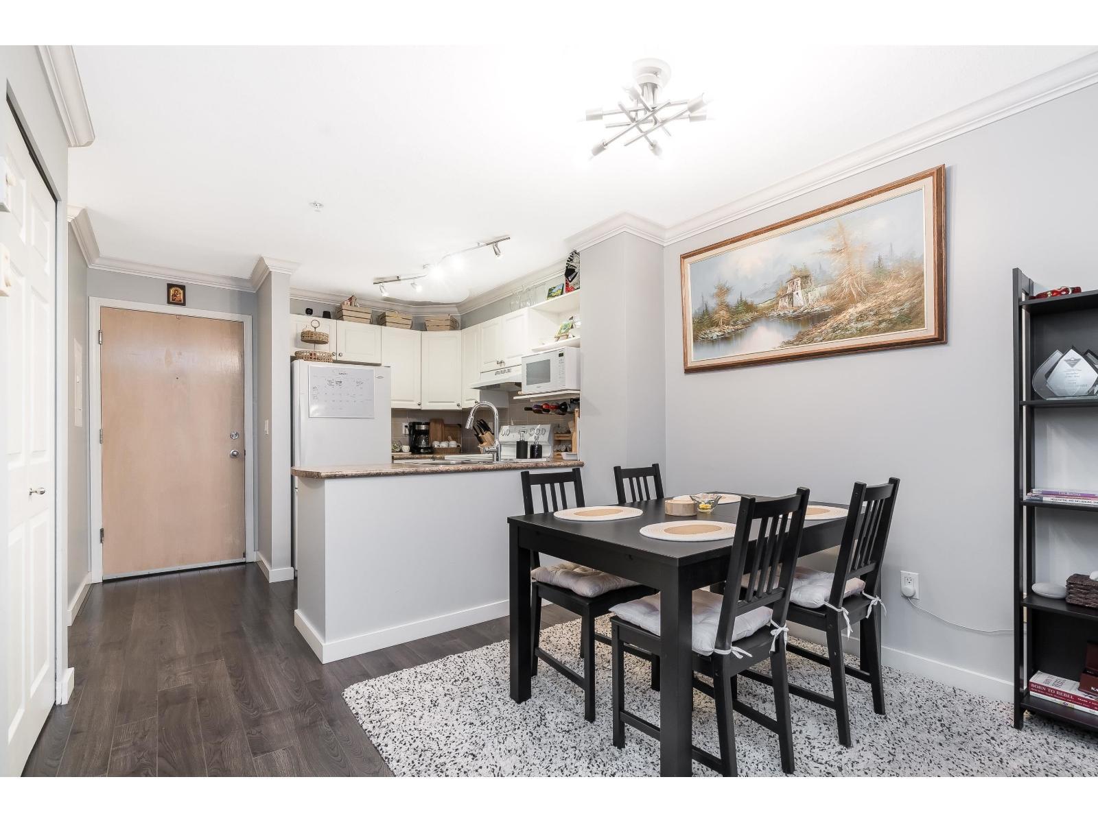 314 6359 198 Street, Langley, BC - Indoor