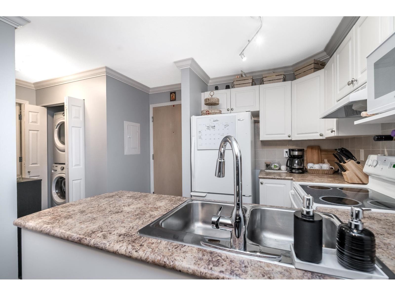 314 6359 198 Street, Langley, BC - Indoor