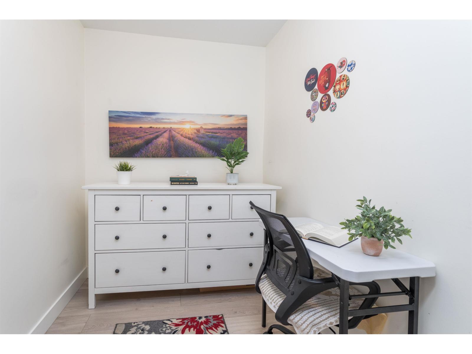 425 8915 202 Street, Langley, BC - Indoor