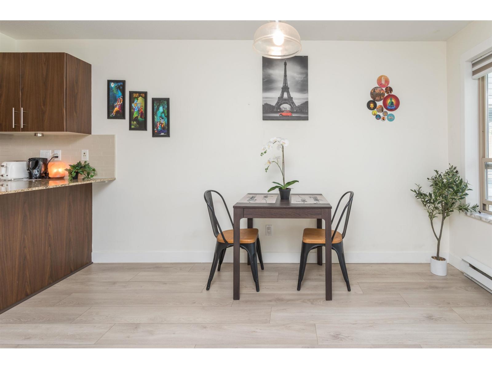 425 8915 202 Street, Langley, BC - Indoor