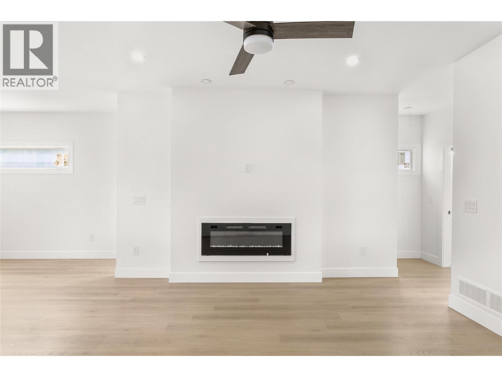 2711 Hewl Road, West Kelowna, BC - Indoor