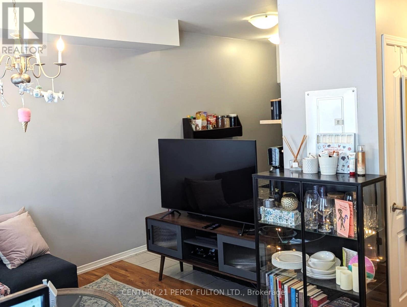 257 - 19 Coneflower Crescent, Toronto, ON - Indoor