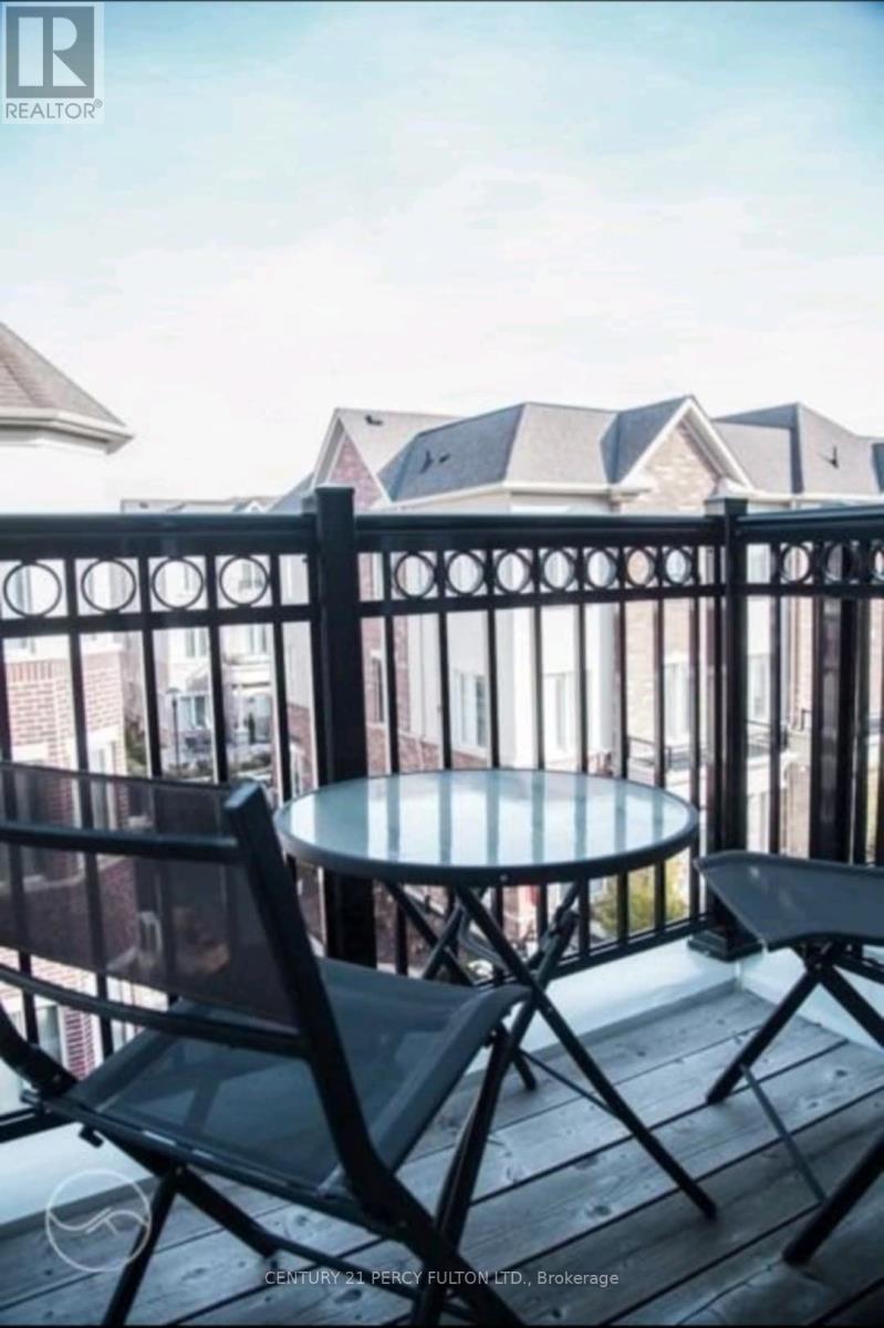 257 - 19 Coneflower Crescent, Toronto, ON - Outdoor