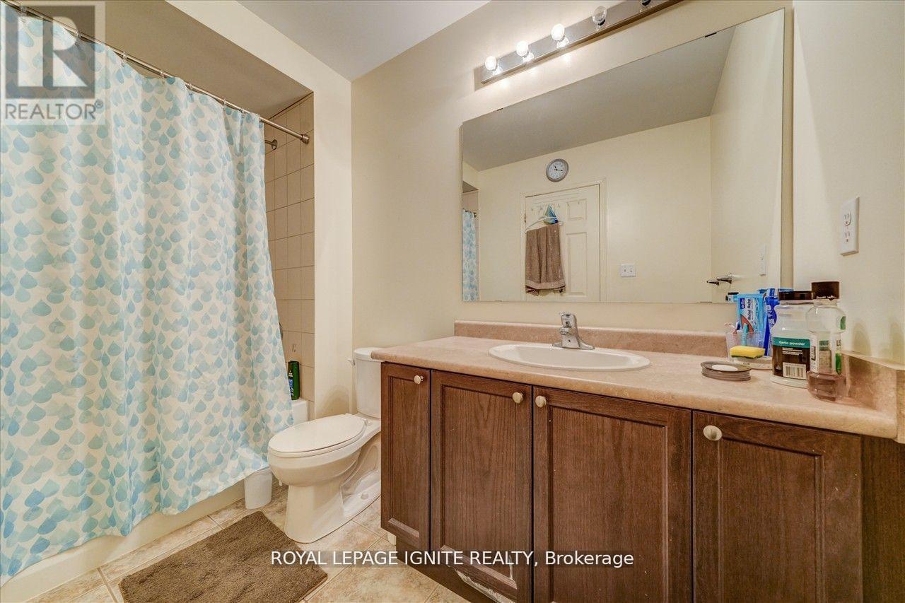 94 Gillett Drive, Ajax, ON - Indoor Photo Showing Bathroom