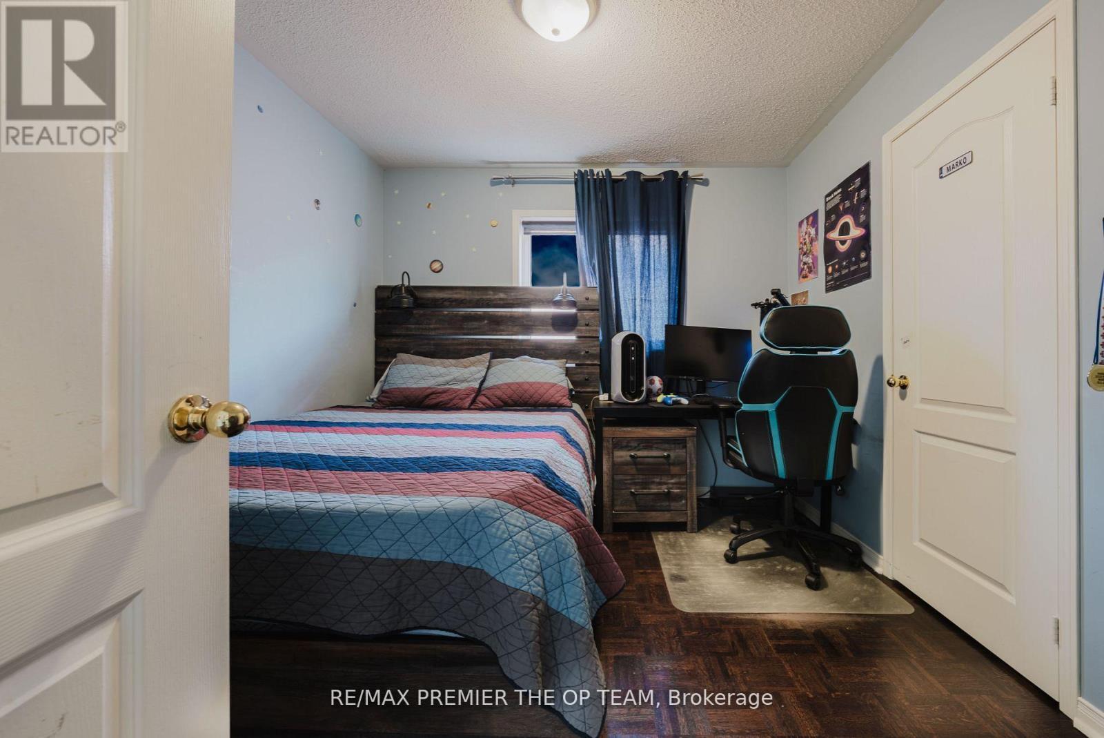 50 Beaverbrook Crescent, Vaughan, ON - Indoor Photo Showing Bedroom