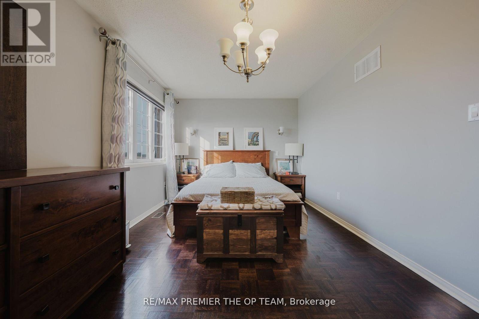 50 Beaverbrook Crescent, Vaughan, ON - Indoor Photo Showing Bedroom