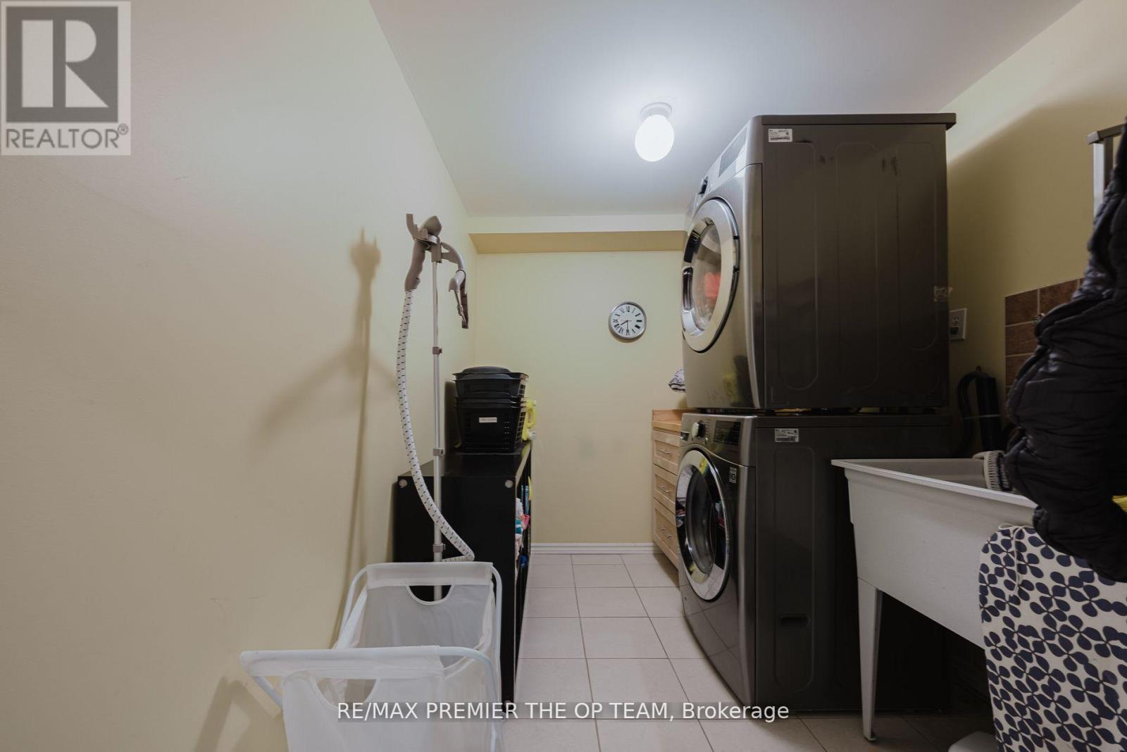 50 Beaverbrook Crescent, Vaughan, ON - Indoor Photo Showing Laundry Room