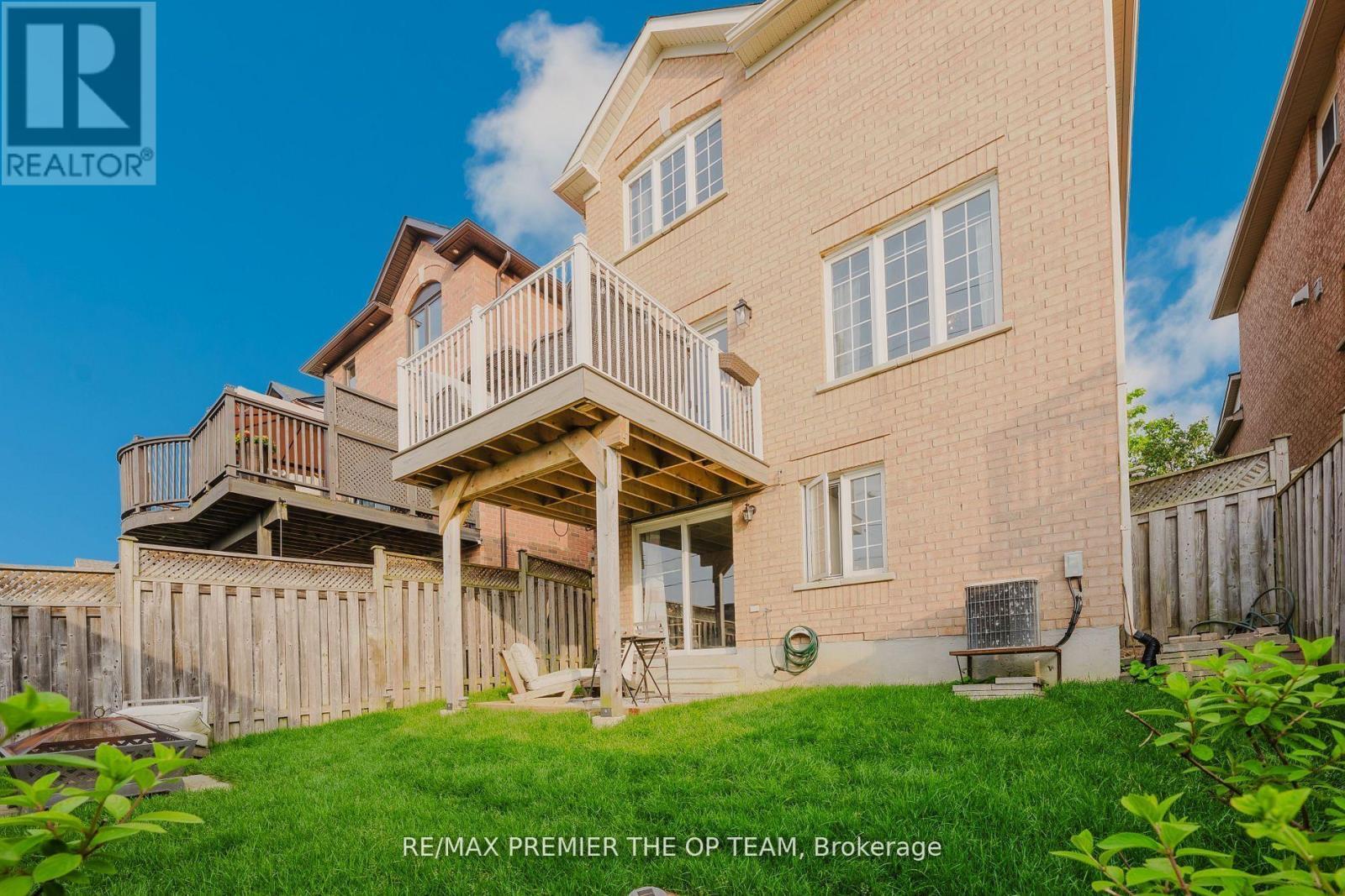 50 Beaverbrook Crescent, Vaughan, ON - Outdoor With Exterior