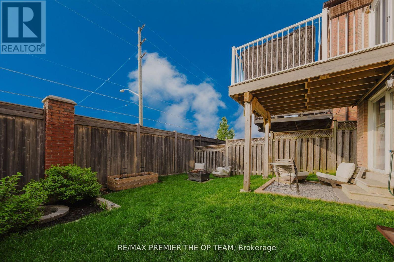 50 Beaverbrook Crescent, Vaughan, ON - Outdoor