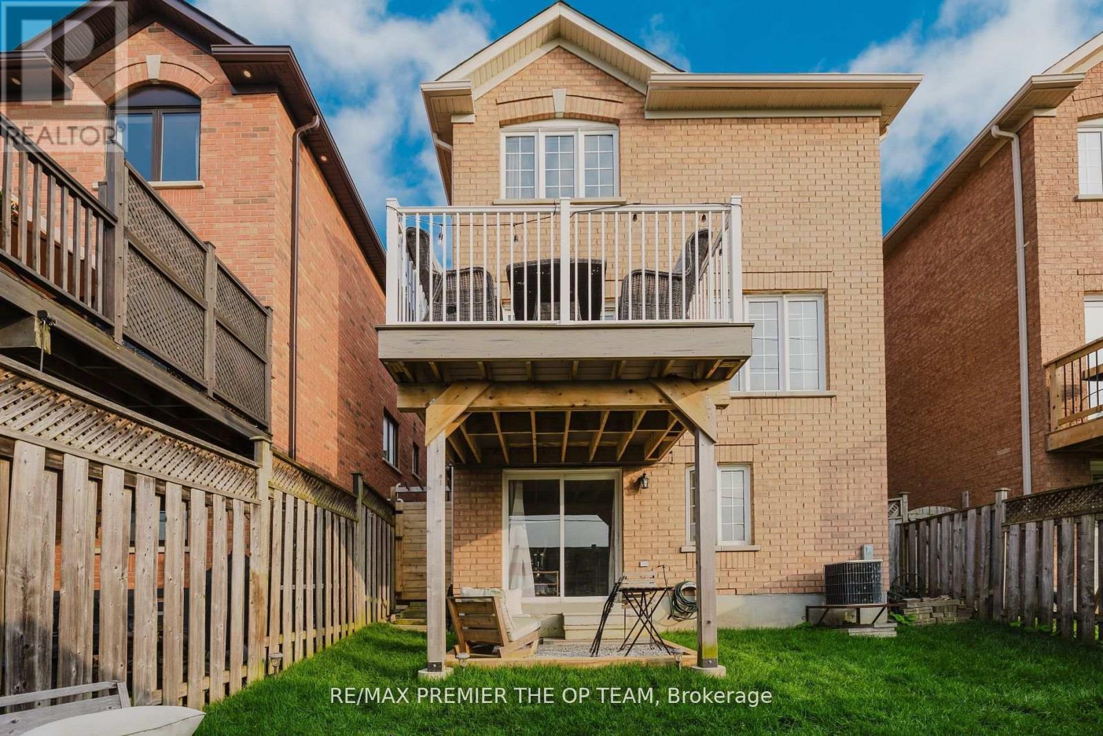 50 Beaverbrook Crescent, Vaughan, ON - Outdoor With Exterior