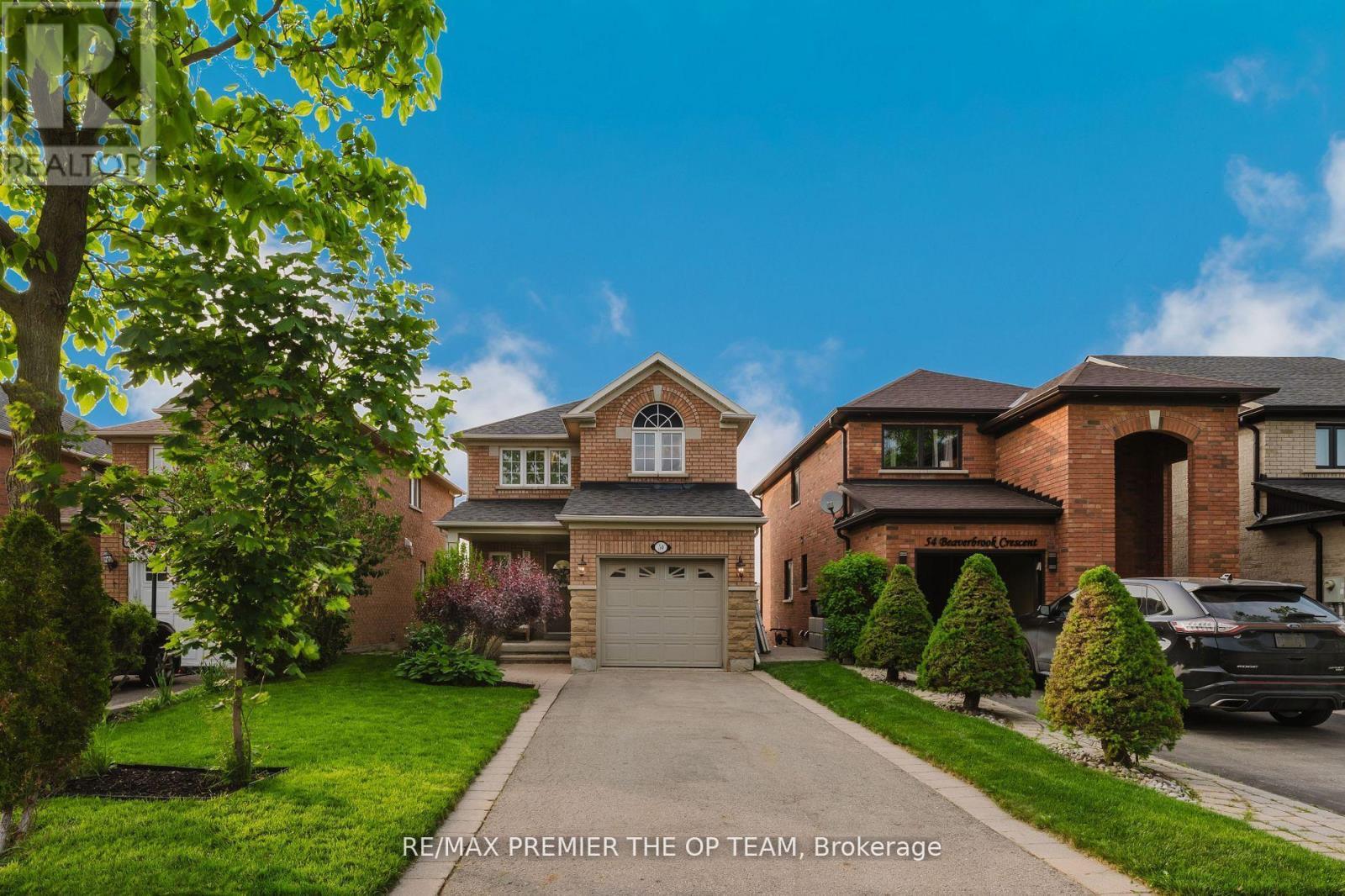 50 Beaverbrook Crescent, Vaughan, ON - Outdoor With Facade